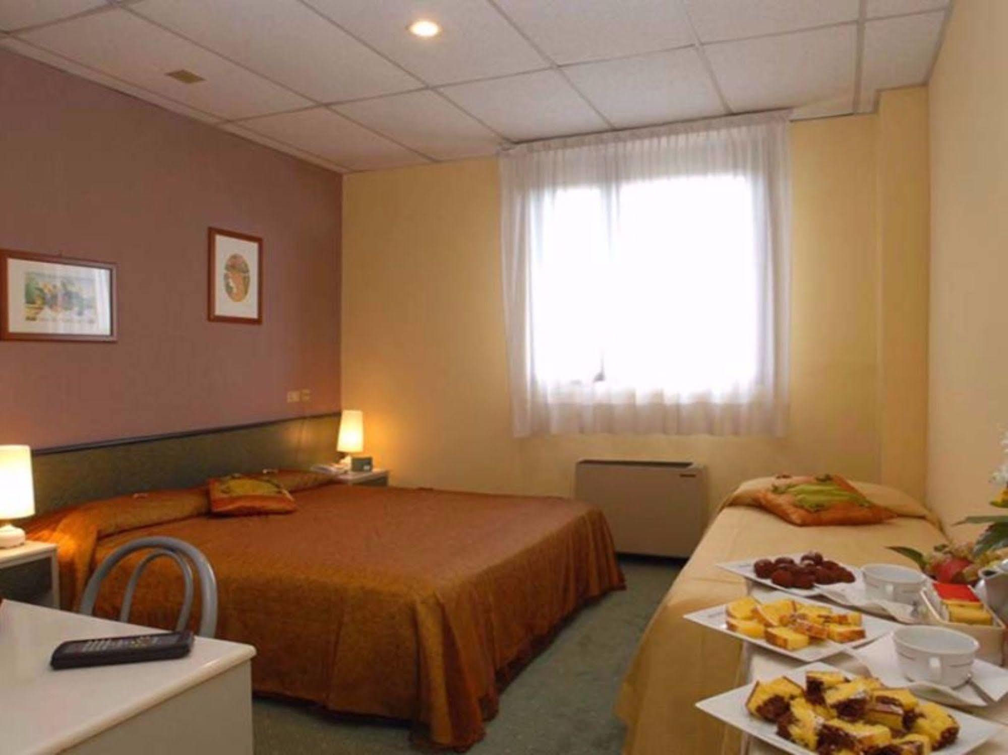 Thp Bologna Hotel Carteria di Sesto Rastignano ห้อง รูปภาพ