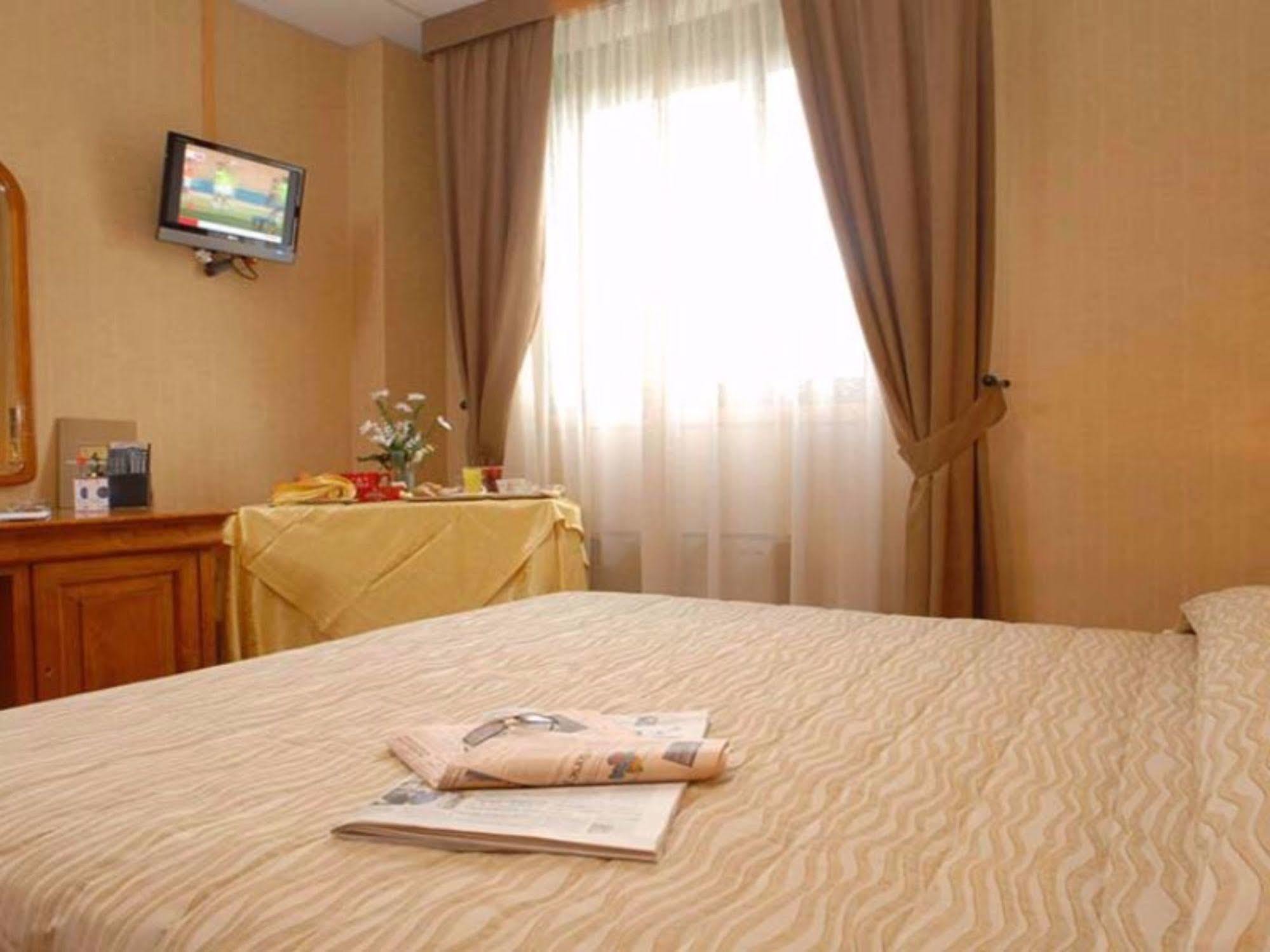 Thp Bologna Hotel Carteria di Sesto Rastignano ภายนอก รูปภาพ