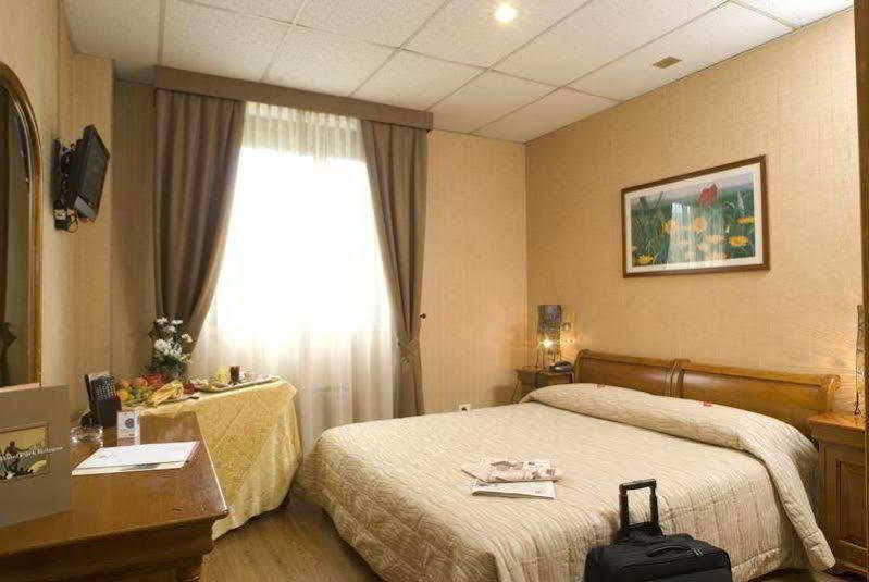 Thp Bologna Hotel Carteria di Sesto Rastignano ภายนอก รูปภาพ